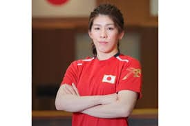 吉田沙保里の子供時代|金メダルを見て泣いた5歳の女の子